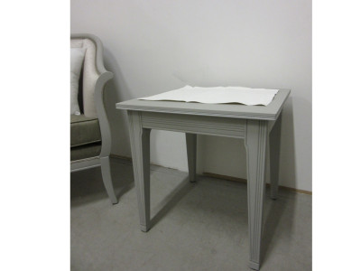art.650TAV Tavolino 60x60 rigato